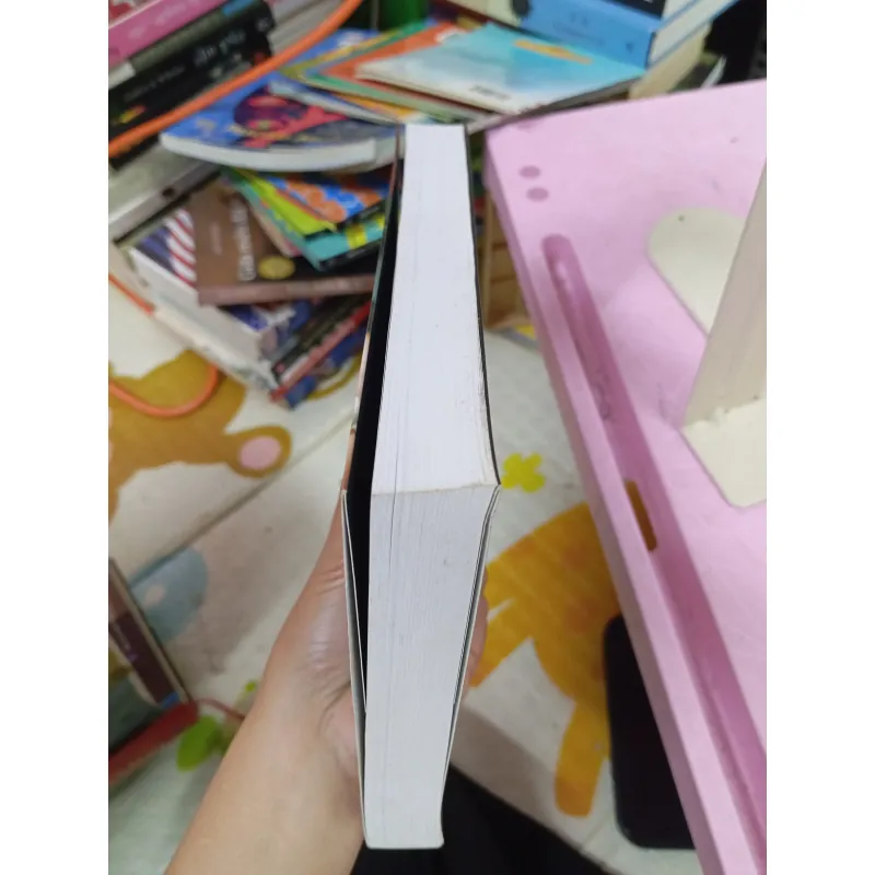 Thầy Lang – Tiểu thuyết nổi tiếng của Tadeusz Dołęga-Mostowicz 960419