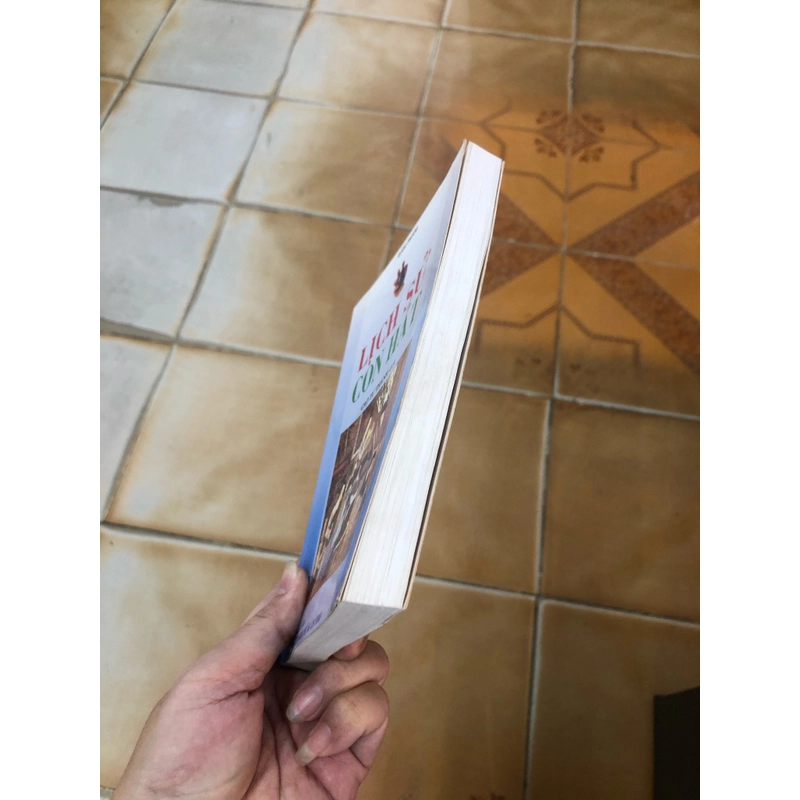 Lịch sử con hát - Cao Tự Thanh dịch 335097