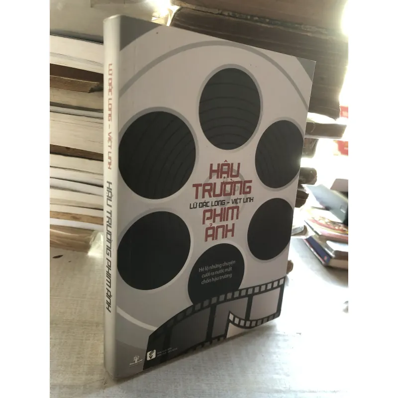 Hậu trường phim ảnh 785897