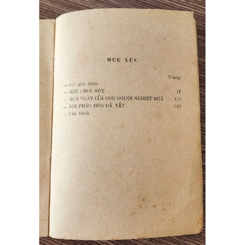 Tiểu thuyết Nga của I. U. Naghibin: MỘT CHỌI MỘT (236 trang) 782677