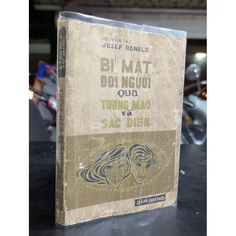 Bí mật đời người qua tướng mạo và sắc diện - Josef Ranald ( Ngũ Văn Bằng ) 713619