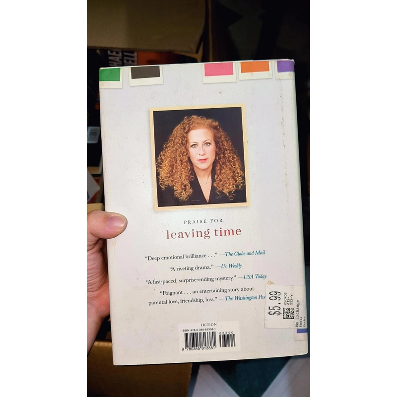 JODI PICOULT - SMALL GREAT THINGS (khổ lớn, bìa cứng, rất nặng) 497190