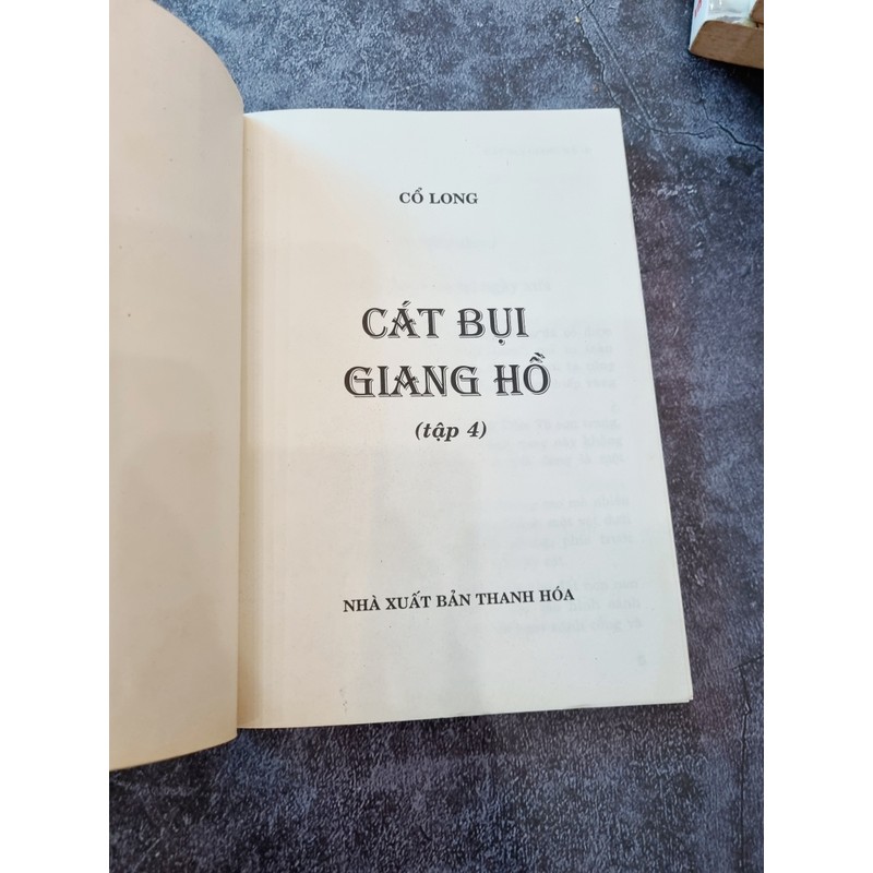 Cát bụi giang hồ - Cổ Long (trọn bộ 4 tập) 183223