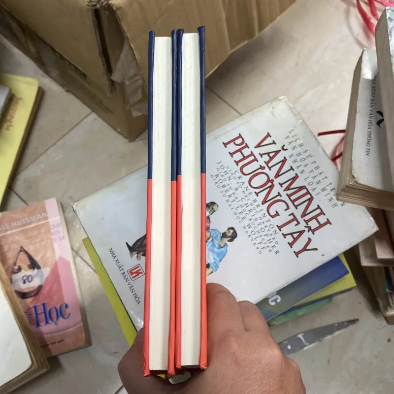 VĂN HỌC CHIẾN TRANH TỪ GÓC NHÌN THỂ LOẠI - ĐỖ THỊ THU HUYỀN  753174