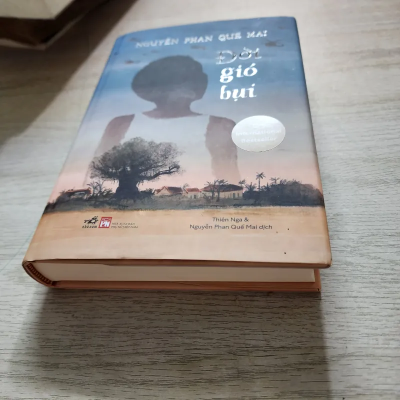 Đời gió bụi | thủ bút nhà văn Nguyễn Phan quế mai | bìa cứng  747570