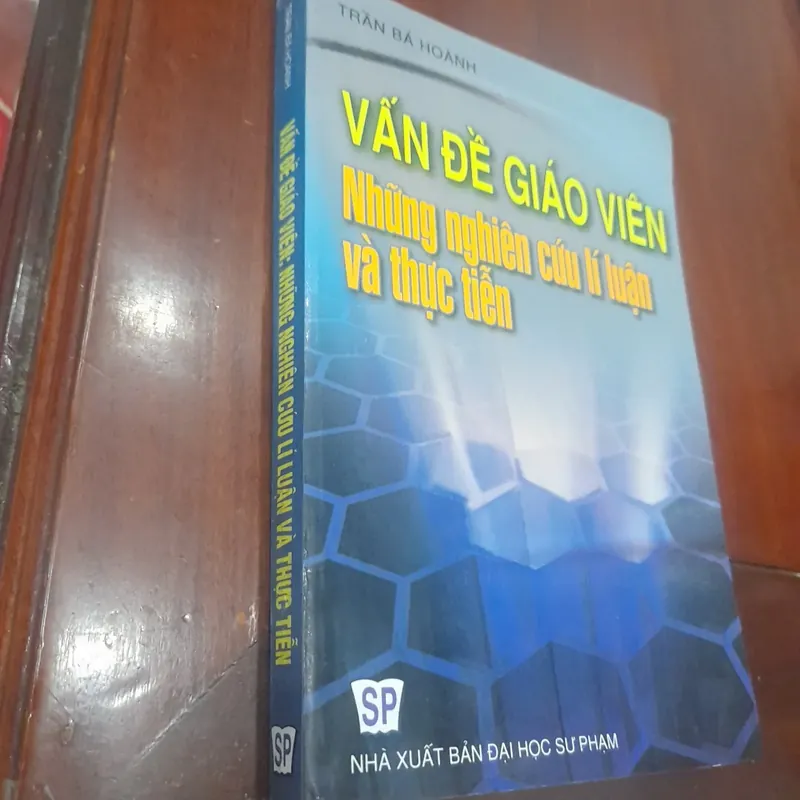 VẤN ĐỀ GIÁO VIÊN, những nghiên cứu lý luận và thực tiễn 570064