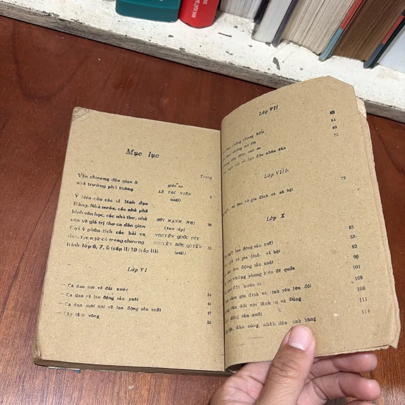 II Giáo Trình: Dạy Và Học _ Thơ Ca Dân Gian - Lê Trí Viễn (Chủ Biên) - 1986 764937