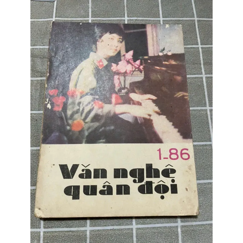 TẠP CHÍ VĂN NGHỆ QUÂN ĐỘI 1.1986 - BÁO TẾT 556918