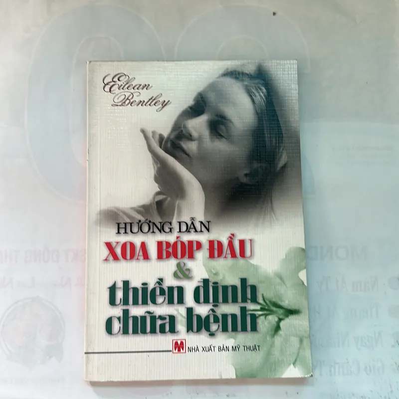 Hướng dẫn xoa bóp đầu và thiền định chữa bệnh  598288