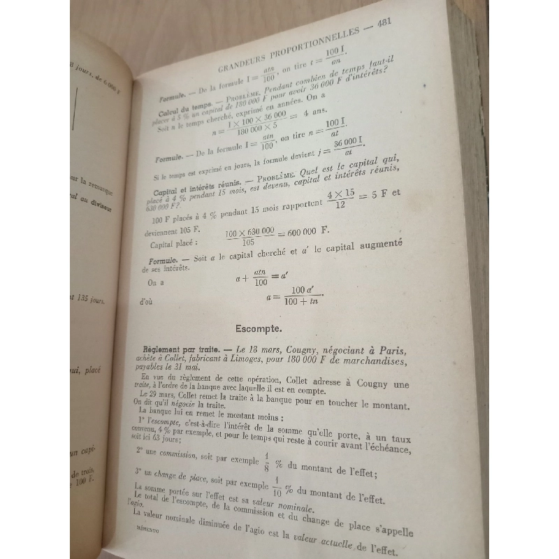 Mémento larousse 547816