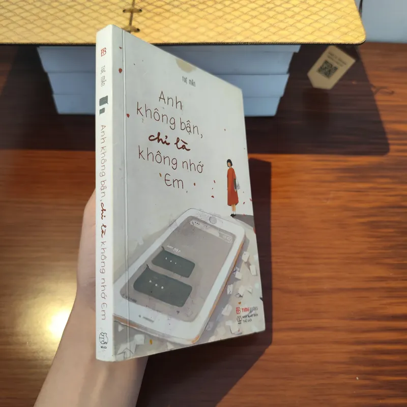 Anh không bận chỉ là không nhớ em  562048