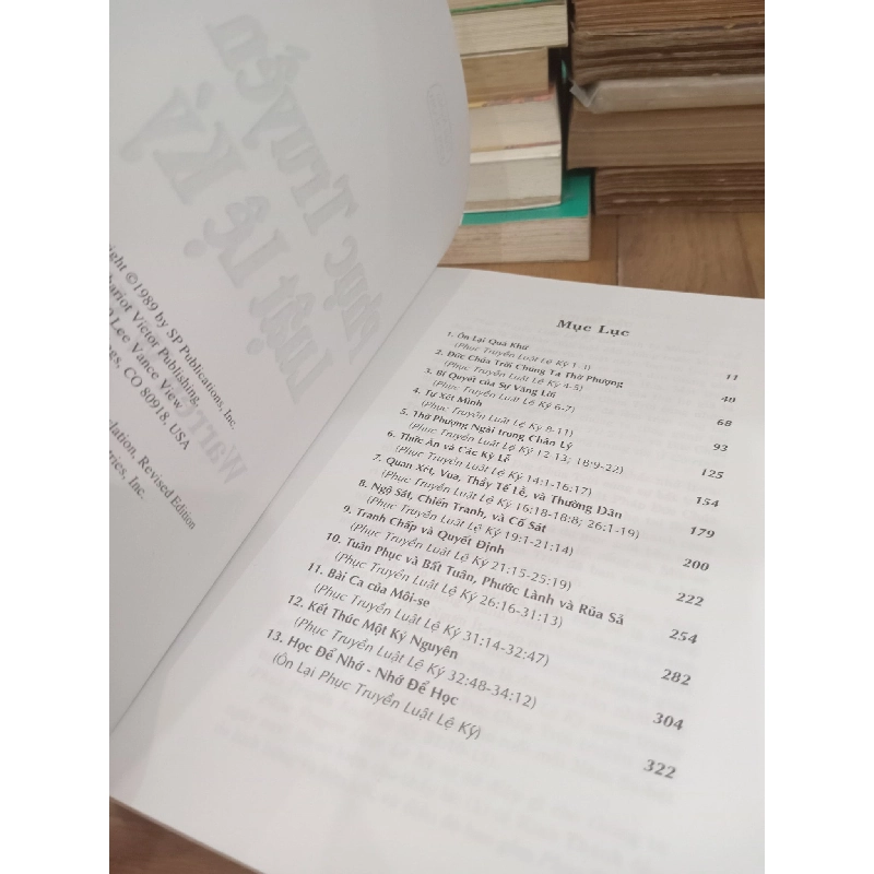 Phục truyền luật lệ ký - Warren W. Wiersbe 960561