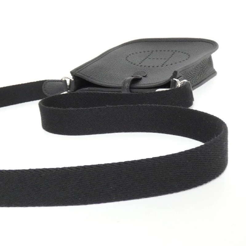 【Sản phẩm chưa sử dụng】Túi xách vai Hermès Evelyne Amazon 16cm 069426CK 610888