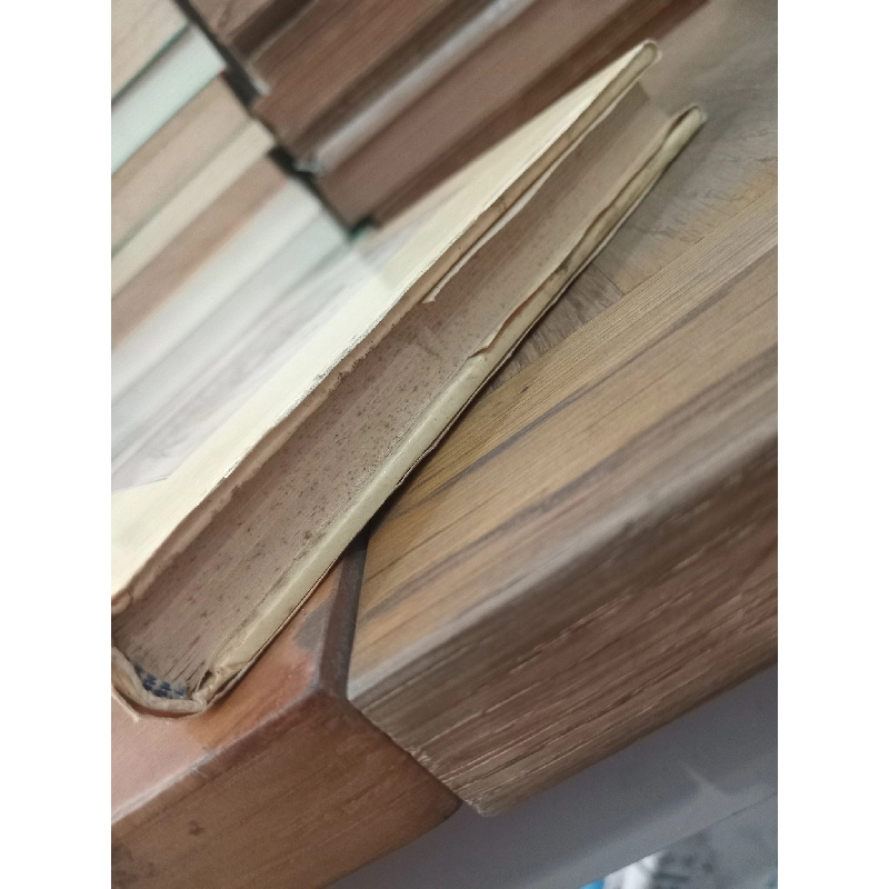 ALICE'S ADVENTURE IN WONDERLAND - Lewis Carroll 222321