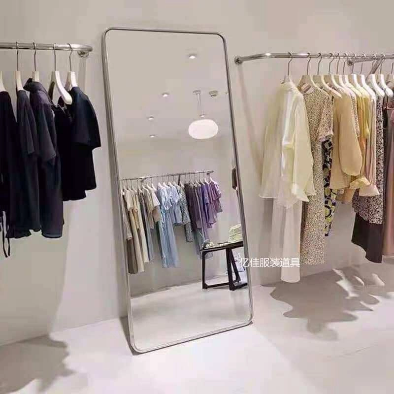 Gương cao 180cm, ngang 100cm còn mới 488591
