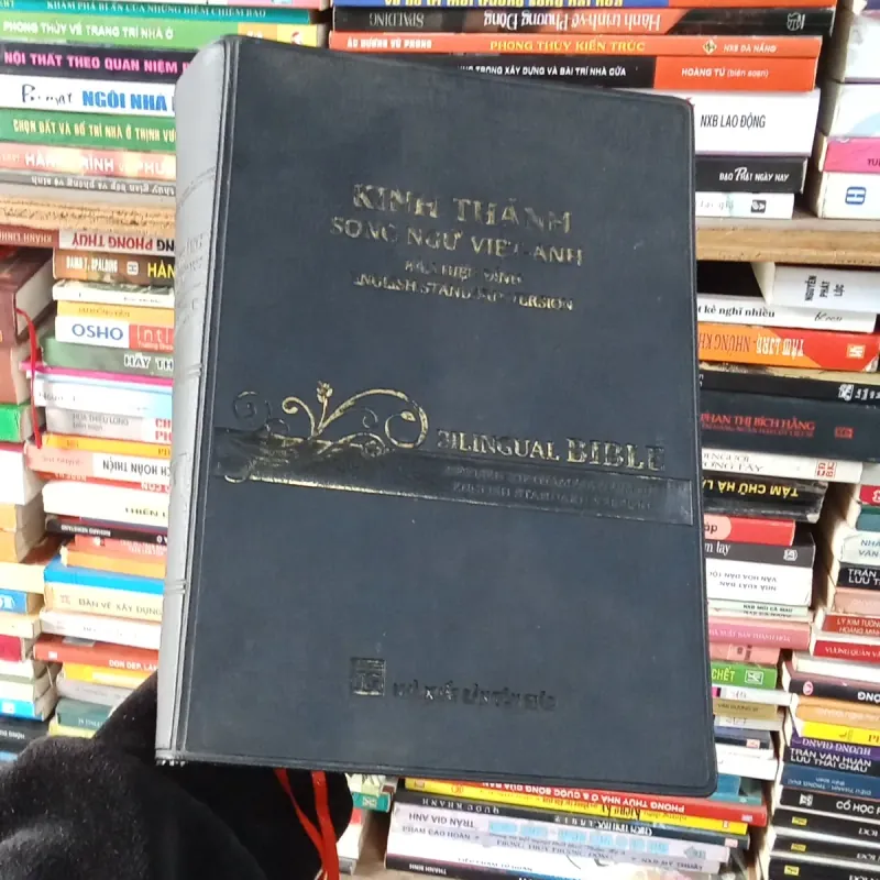Kính Thánh Sống Ngữ Việt - Anh 936442