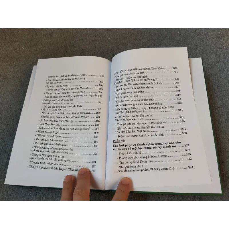 HỒ CHÍ MINH VĂN HOÁ NGHỆ THUẬT CŨNG LÀ MỘT MẶT TRẬN 727178