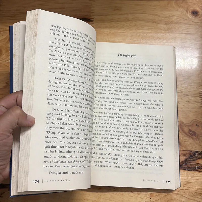 II Tự Truyện: Để Gió Cuốn Đi - Ái Vân - 2016 701007