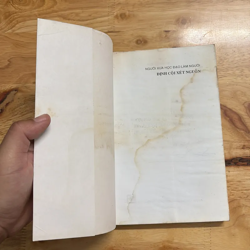 II Tựa sách: Định Cội Xét Nguồn _ Người Xưa Học Đạo Làm Người - Phổ Am Ấm Túc - 2004 686745