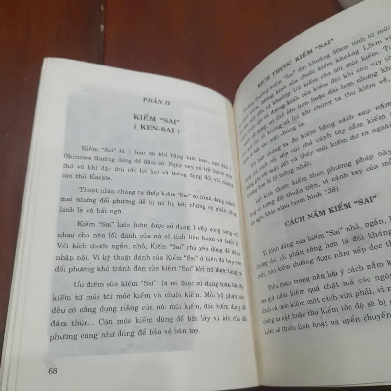 CÔN NHỊ KHÚC và KIẾM "SAI" 705466