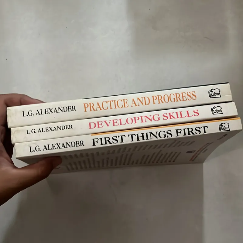 An intergrated course - L.G. Alexander (3 cuốn) 558131