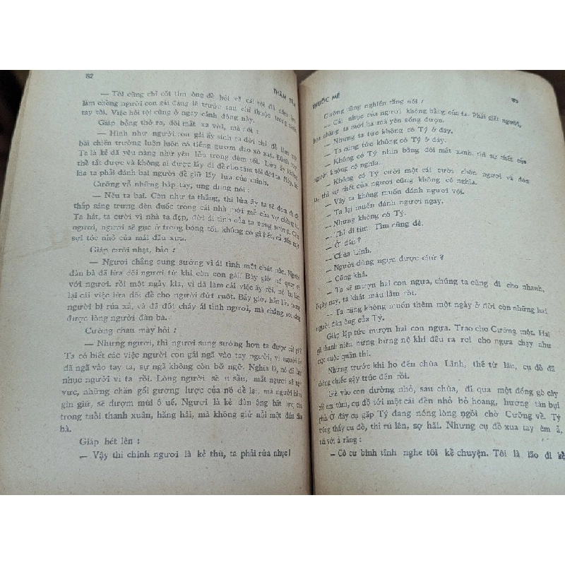 Tạp chí văn học thâm tâm và tiểu thuyết thuốc mê số 104 1013326