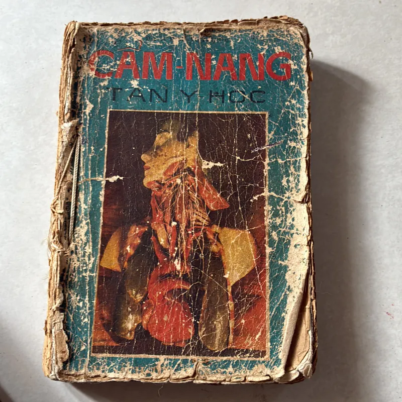 Cẩm nang Tân y học - Bs Đinh Việt Thức - 1972s 739316