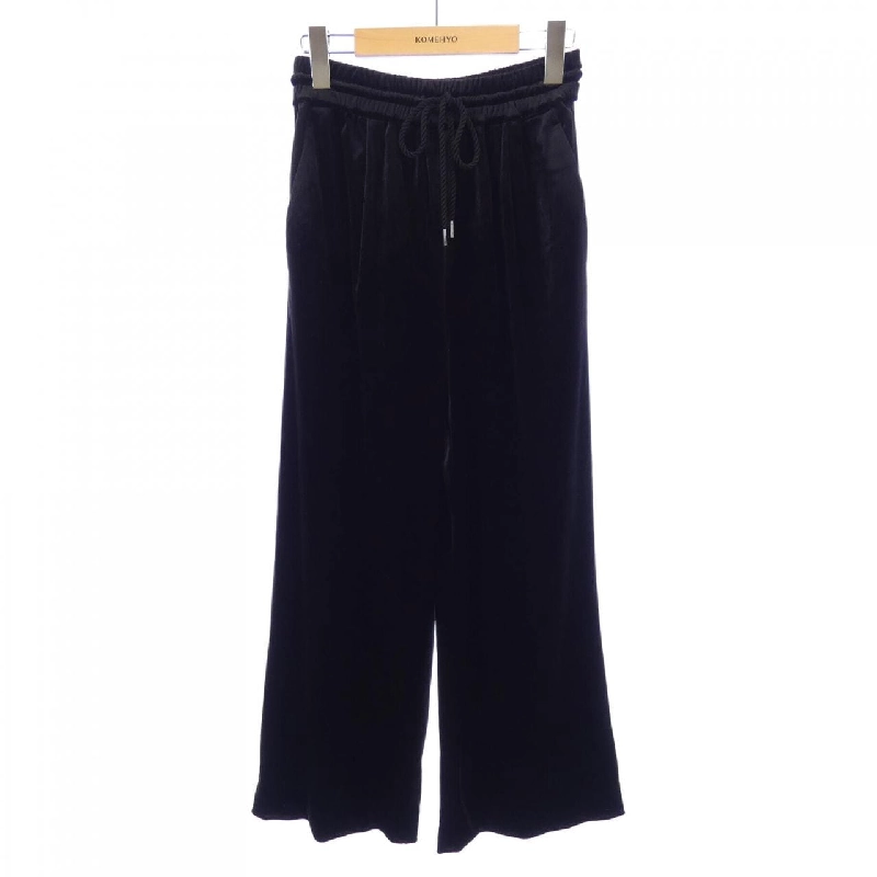 【Khuyến mãi】Quần SACRA 652176