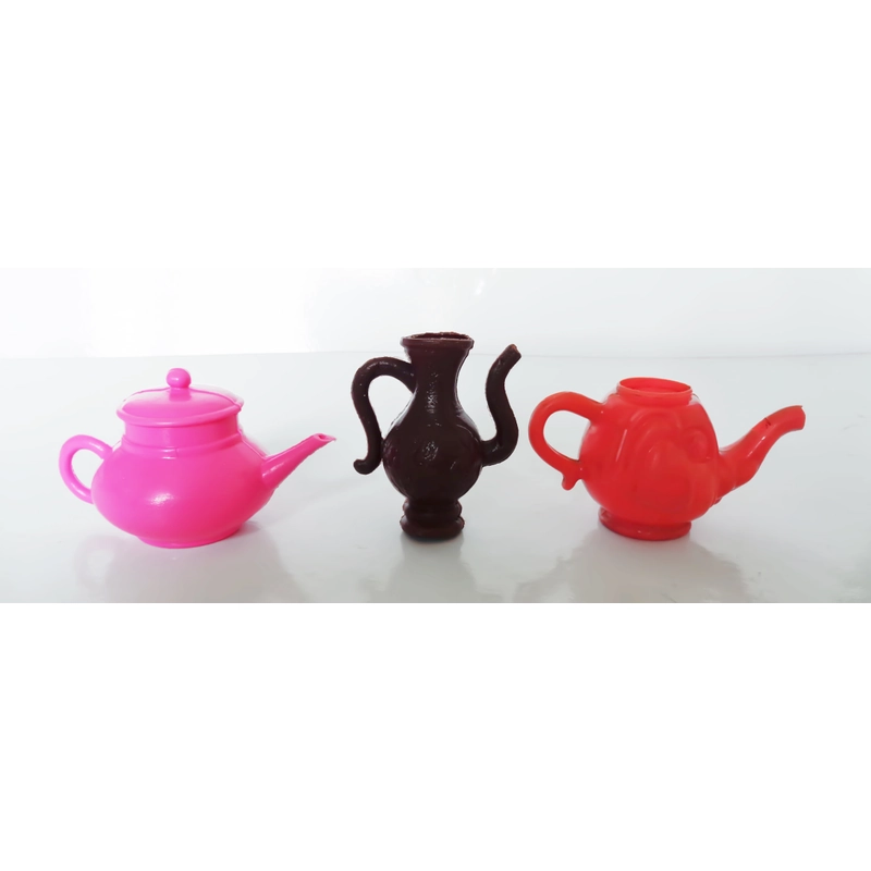 Lô 03 bình, ấm nhựa mini trong bộ chơi đồ hàng xưa phiên bản tuổi thơ 9x 454828