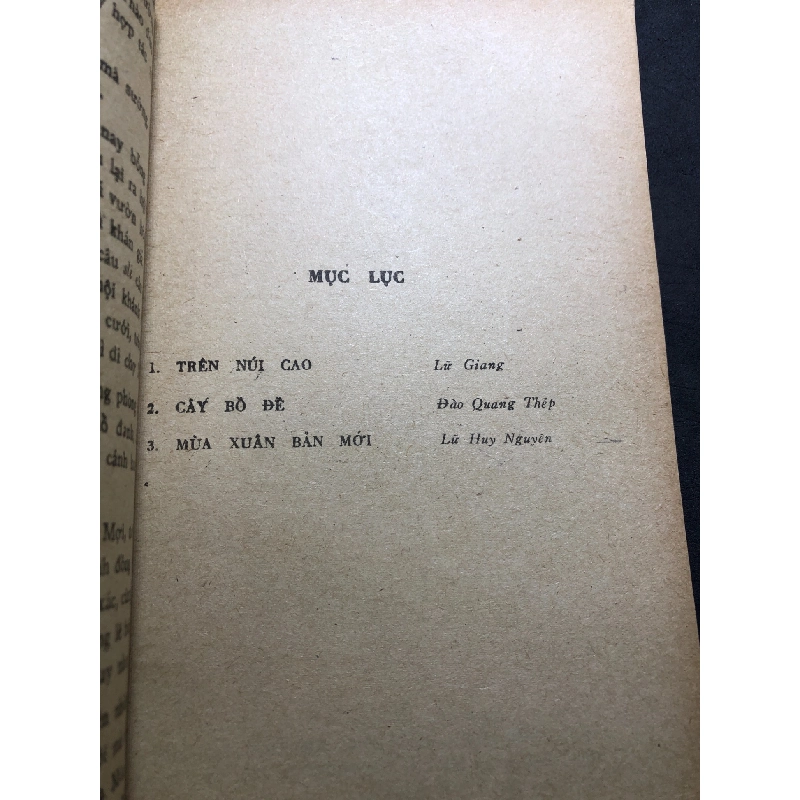Trên núi cao 1979 mới 60% ố vàng tróc gáy Nhiều tác giả HPB0906 SÁCH VĂN HỌC 915083