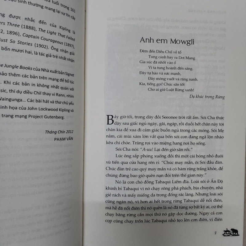 Sách Chuyện rừng xanh của Rudyard Kipling mới 90% 530296