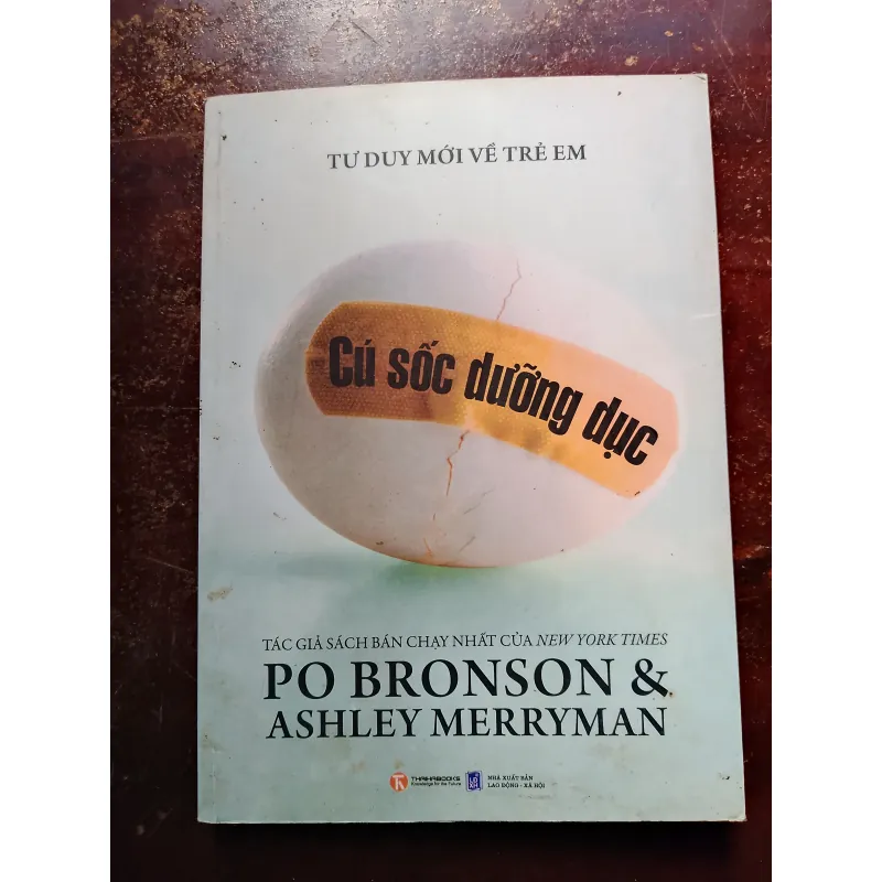 Cú sốc dưỡng dục 791776