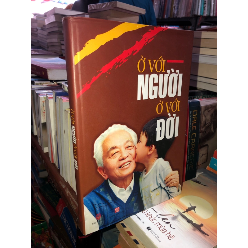 Ở với ngưởi ở với đời  529223