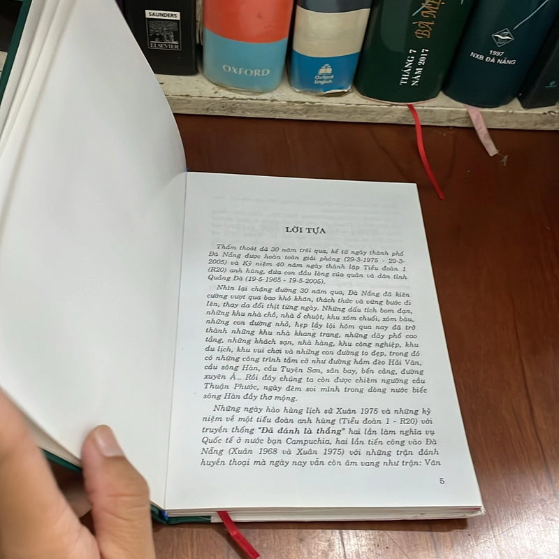 II Sách Lịch Sử: Xuân 1975 Và Những Kỷ Niệm - Bùi Hồng Khanh - 2005 551580