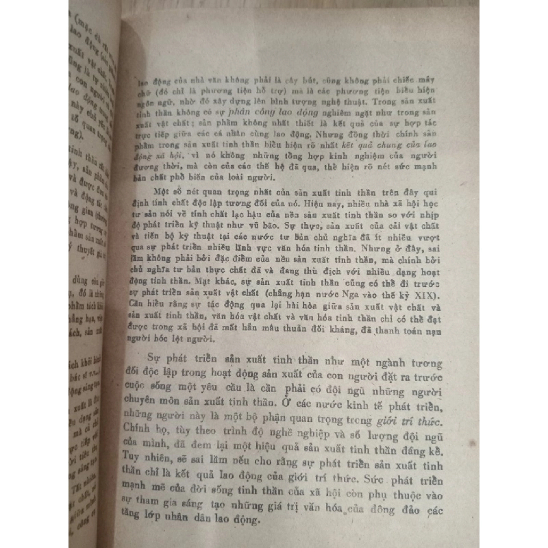Cơ sở lý luận văn hóa Mác-Lênin - A.I. Ác-nôn-đốp chủ biên 524399