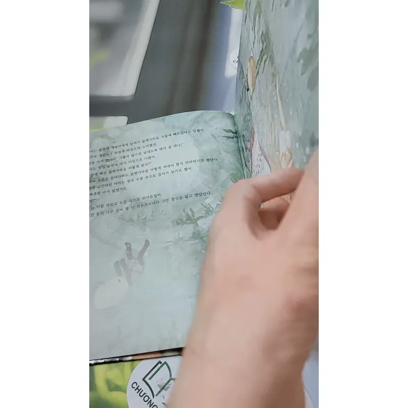 [Tặng nẹp góc] Truyện thiếu nhi Hàn Quốc: Moyamo Anu 39 -  모야모 아누와: 홀레 할머니가 주신 행운과 불행 732040