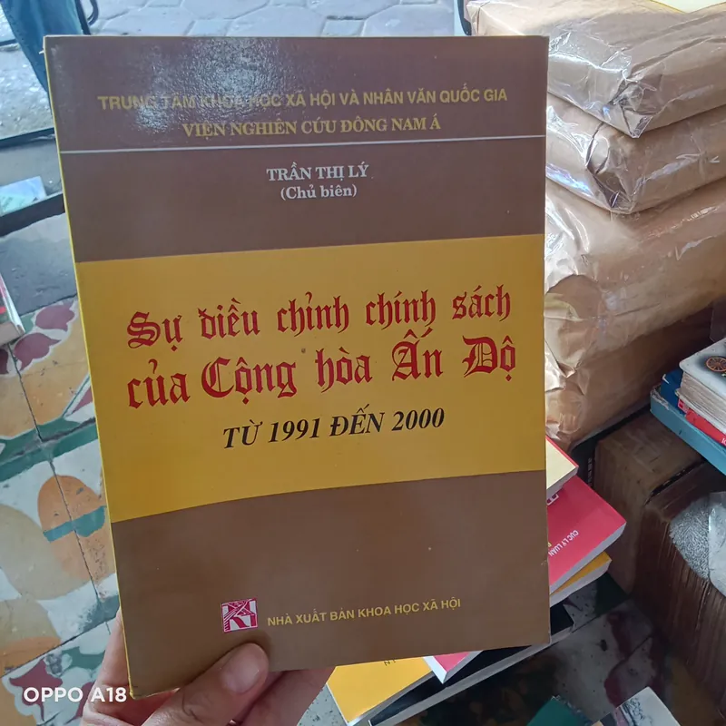 Sự Điều Chỉnh Chính Sách Của Cộng Hoà Ấn Độ Từ 1991- 2000- Trần Thị Lý 739329