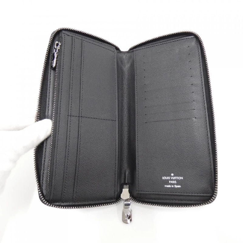 Ví Louis Vuitton Monogram Eclipse Zippy Wallet Vertikal M62295 621757