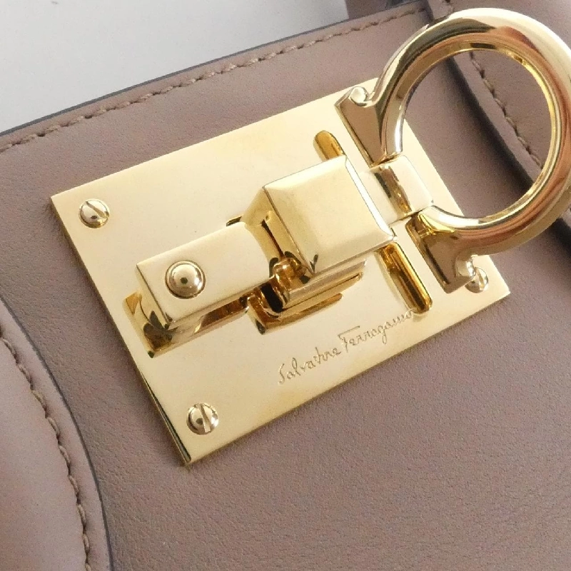 Túi xách Salvatore Ferragamo THE STUDIO 21 H159 - Hàng hiệu Chính hãng 771567