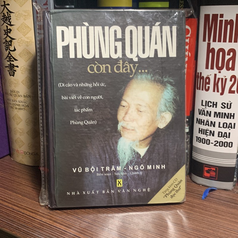 Phùng Quán còn đây - Vũ Bội Trâm & Ngô Minh (biên soạn) 160036