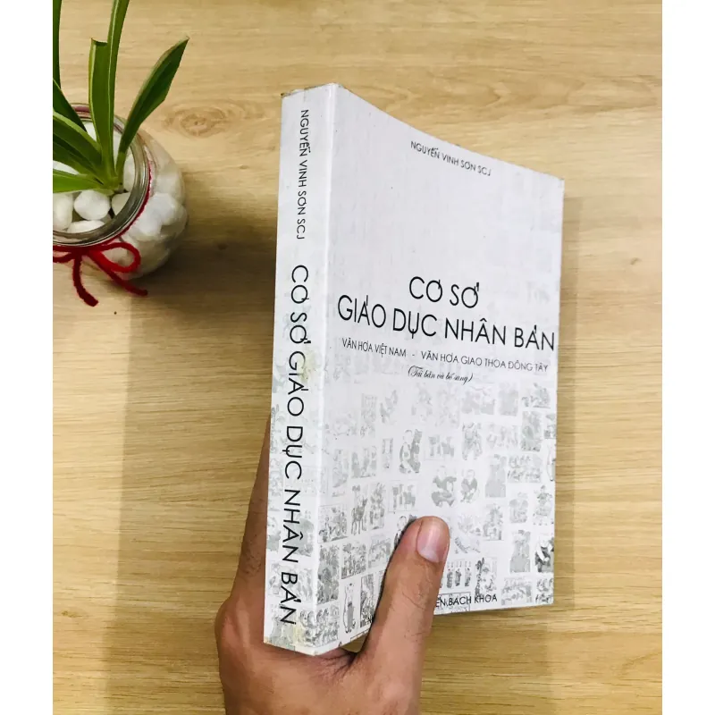 CƠ SỞ GIÁO DỤC NHÂN BẢN - Nguyễn Vinh Sơn 640787