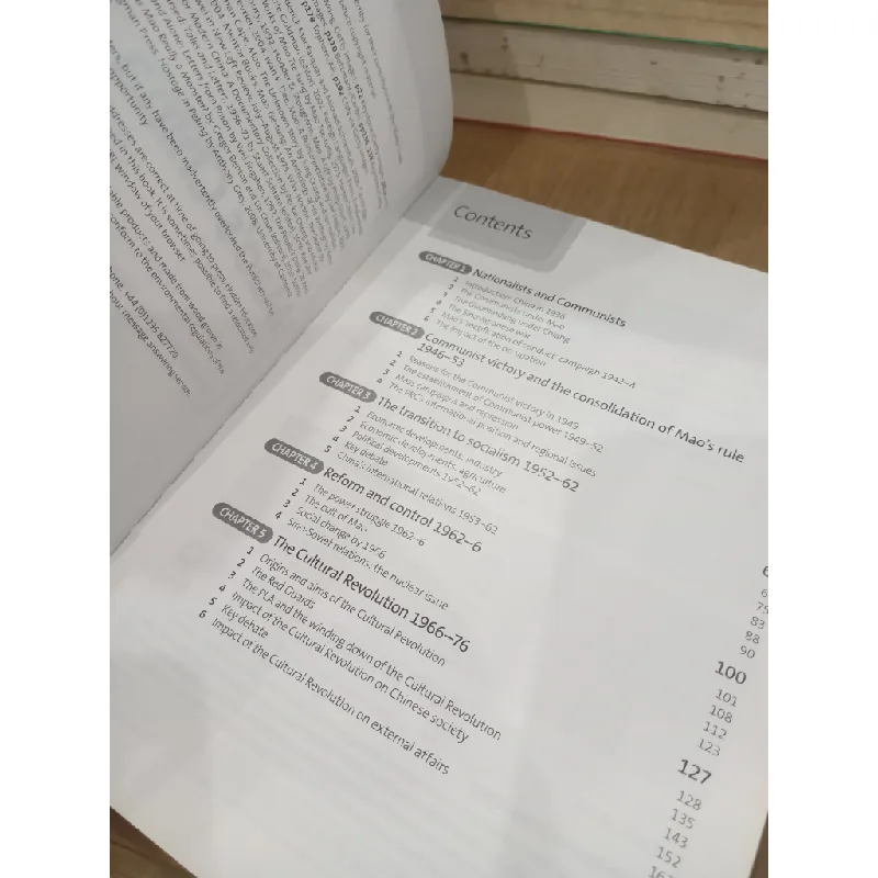 Mao's China 1936-97 - Michael Lynch 695597