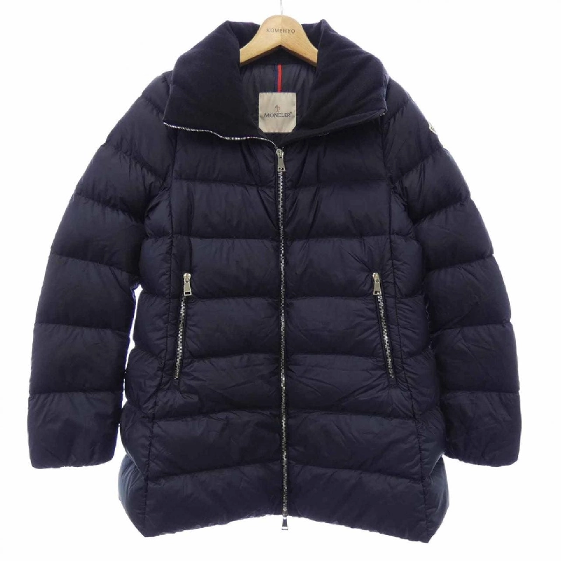 Áo khoác lông vũ MONCLER 640178