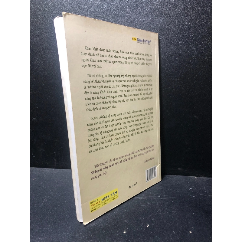 Những kỹ năng dành cho cuộc sống năm 2010 mới 80%, ố bẩn bìa HCM2311 912428