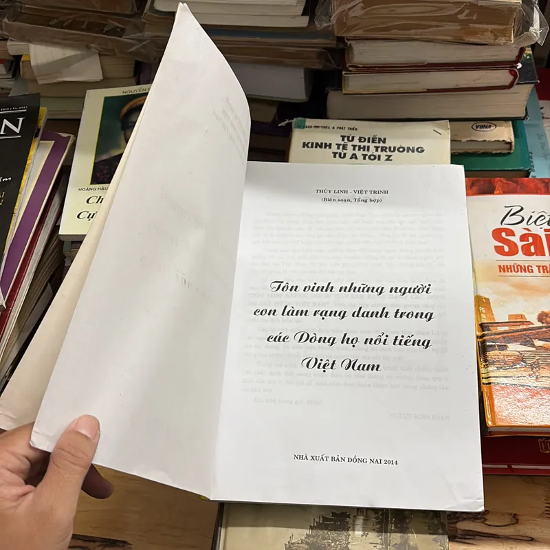 II Tôn Vinh Những Người Con Làm Rạng Danh Trong Các Dòng Họ Nổi Tiếng Việt Nam - 2014 704951