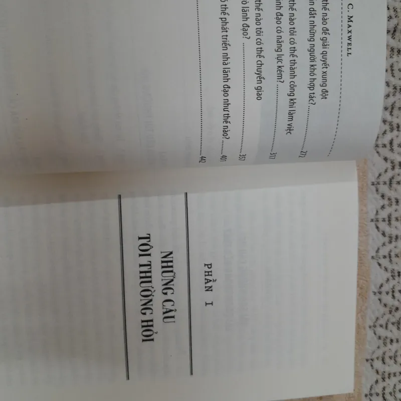 Kỹ năng lãnh đạo và lãnh đạo đặt câu hỏi John Maxwell 572450