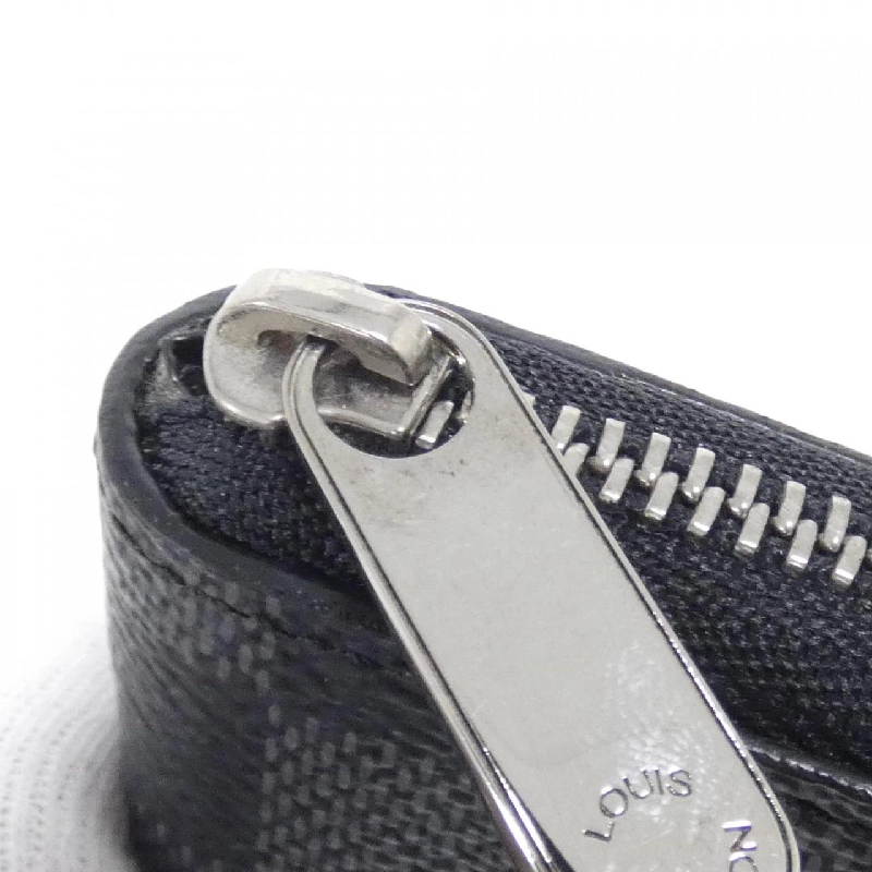 Ví tiền xu Louis Vuitton Damier Graphite Zippy N63076 620325