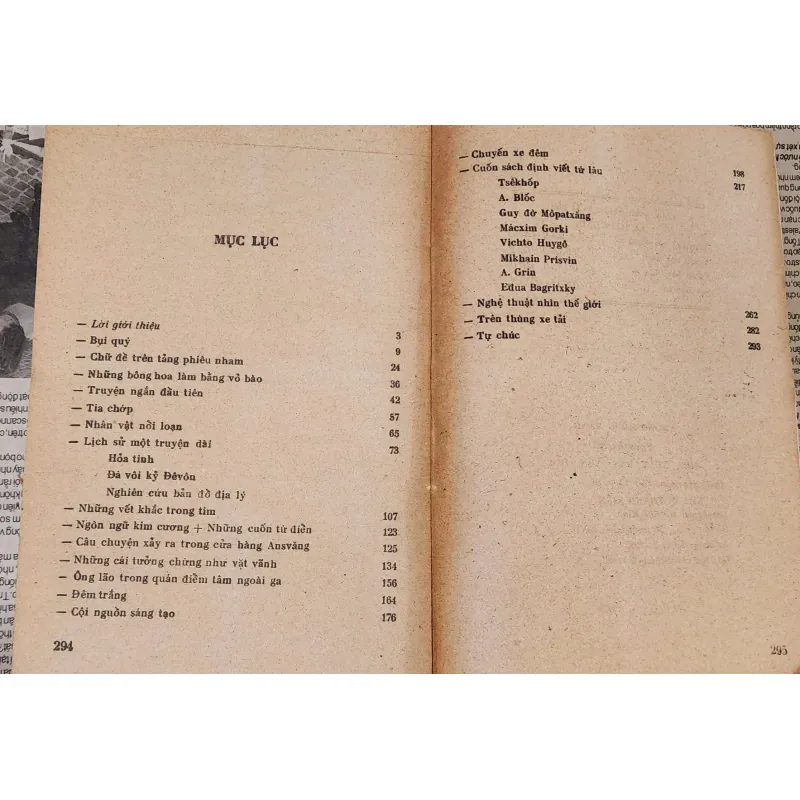 Konstantin Georgiyevich Paustovsky - tập truyện ngắn BÔNG HỒNG VÀNG (295 trang) 709261