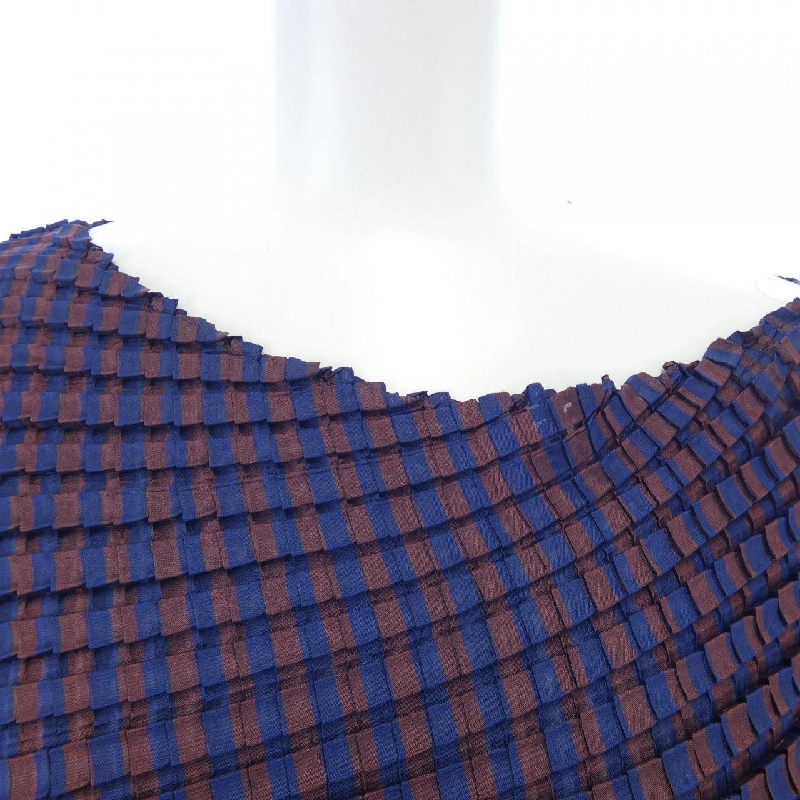 【Mã giảm giá】Issey Miyake ISSEY MIYAKE Áo 638255