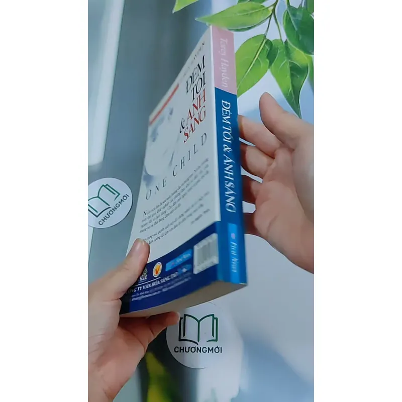 Đêm Tối và Ánh Sáng - Torey Hayden 634462